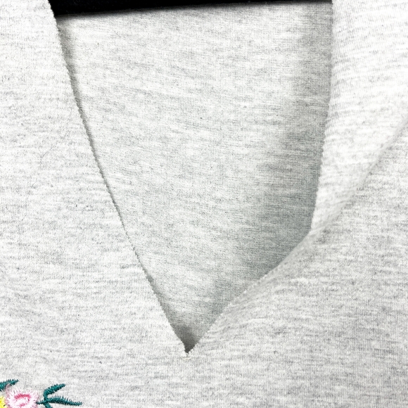 Luna Short Sleeve Tee with V Neck and Floral Embroidery - Picture 5 of 9